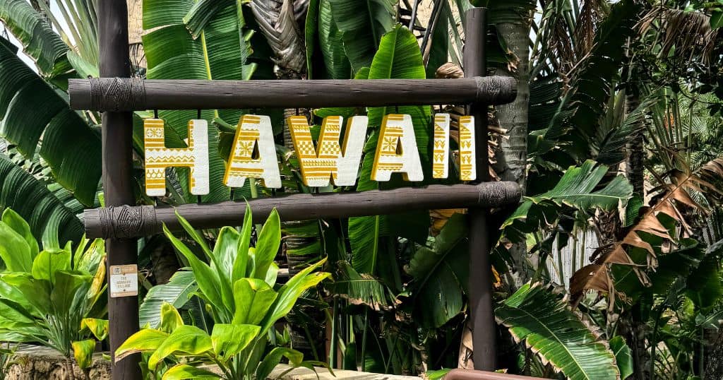 hawaii sign.