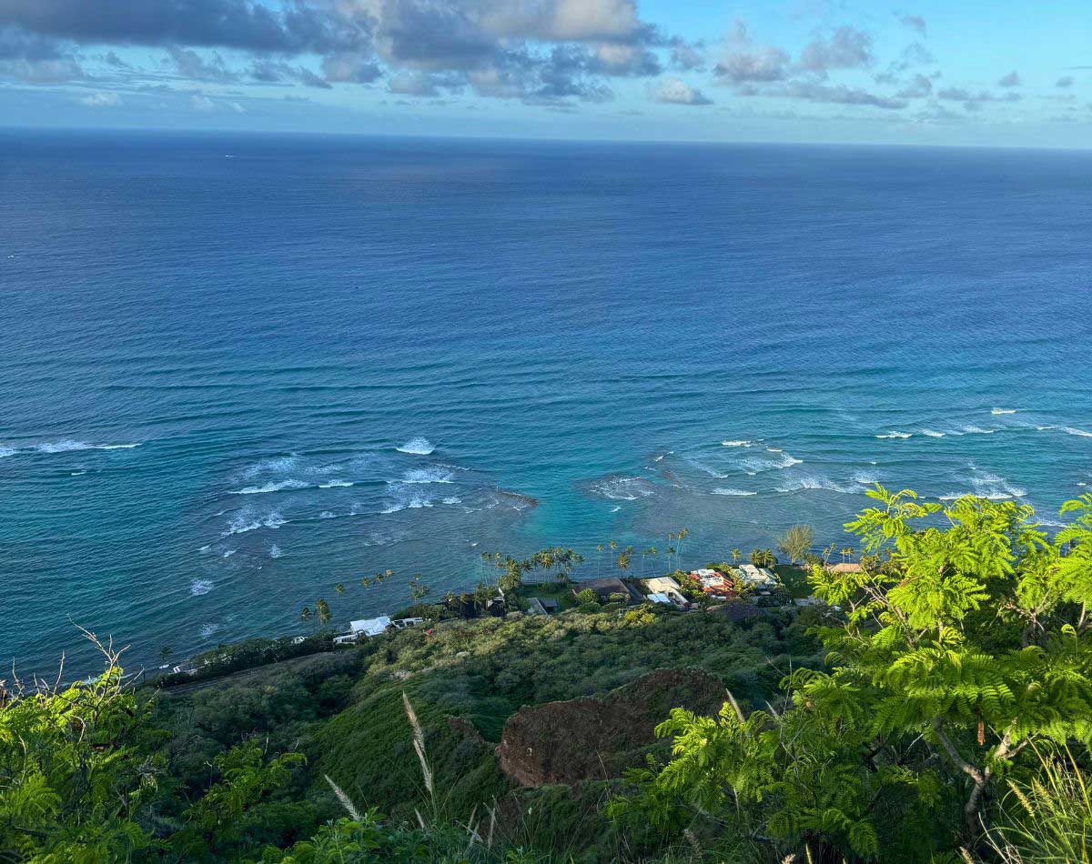 Stunning ocean scenery along the Diamond Head Summit Trail.
